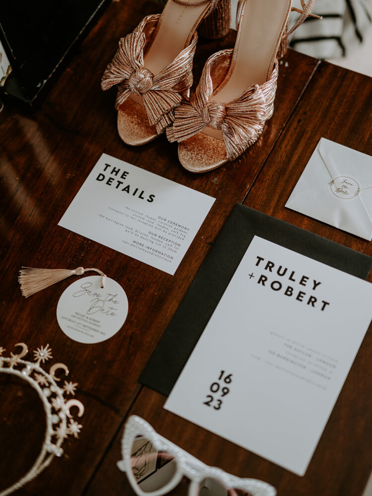 Wedding Flat Lay – What To Give Your Photographer